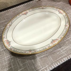 Noritake Barrymore 9737 bone China 12” oval platter